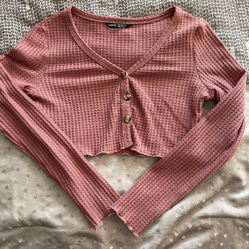 Shein cropped lounge shirt. Size small.